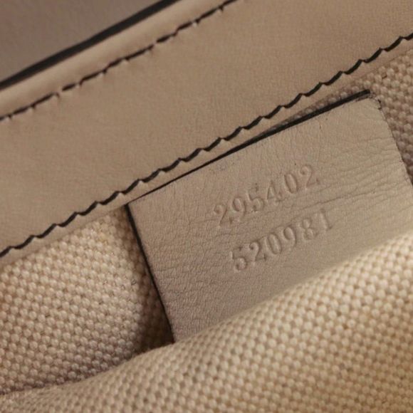 Authentic Gucci Emily Chain Flap Bag Medium in Guccissima Leather - Picture 9 of 12